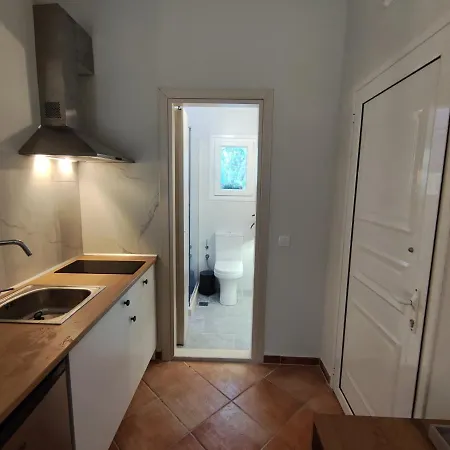 Coritos 2 Corfu * كونتوكالي