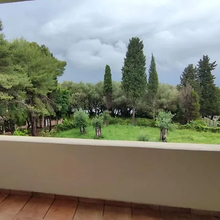Coritos 2 Corfu アパート コントカリ